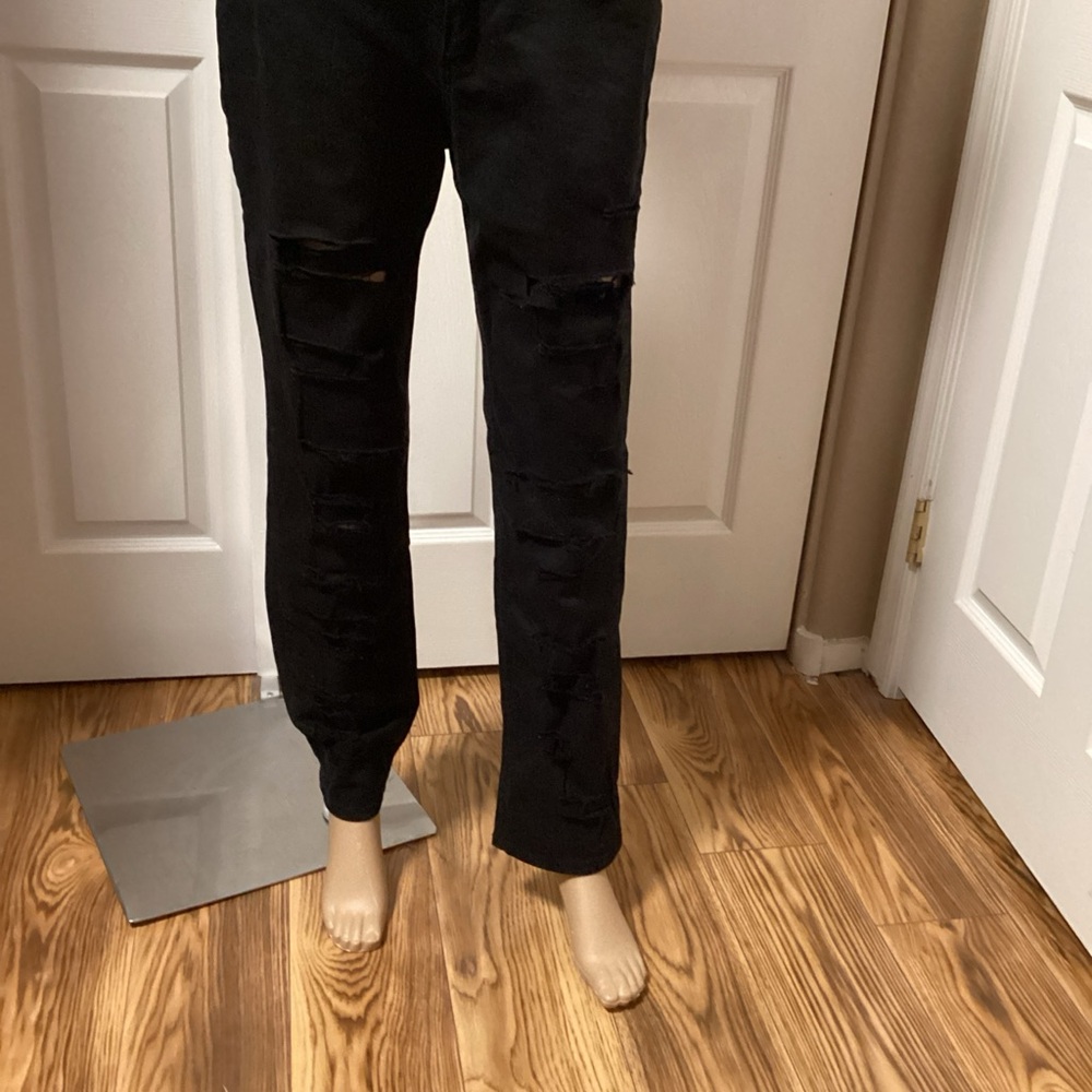 Women's Black Straight Leg Jeans